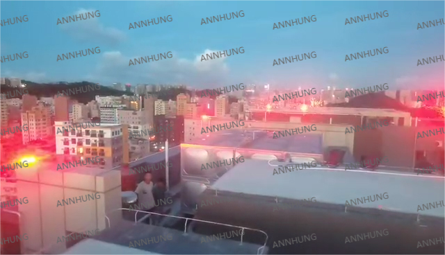 Latest company case about Installation Cases of Medium-intensity Aviation Obstruction Light for high building