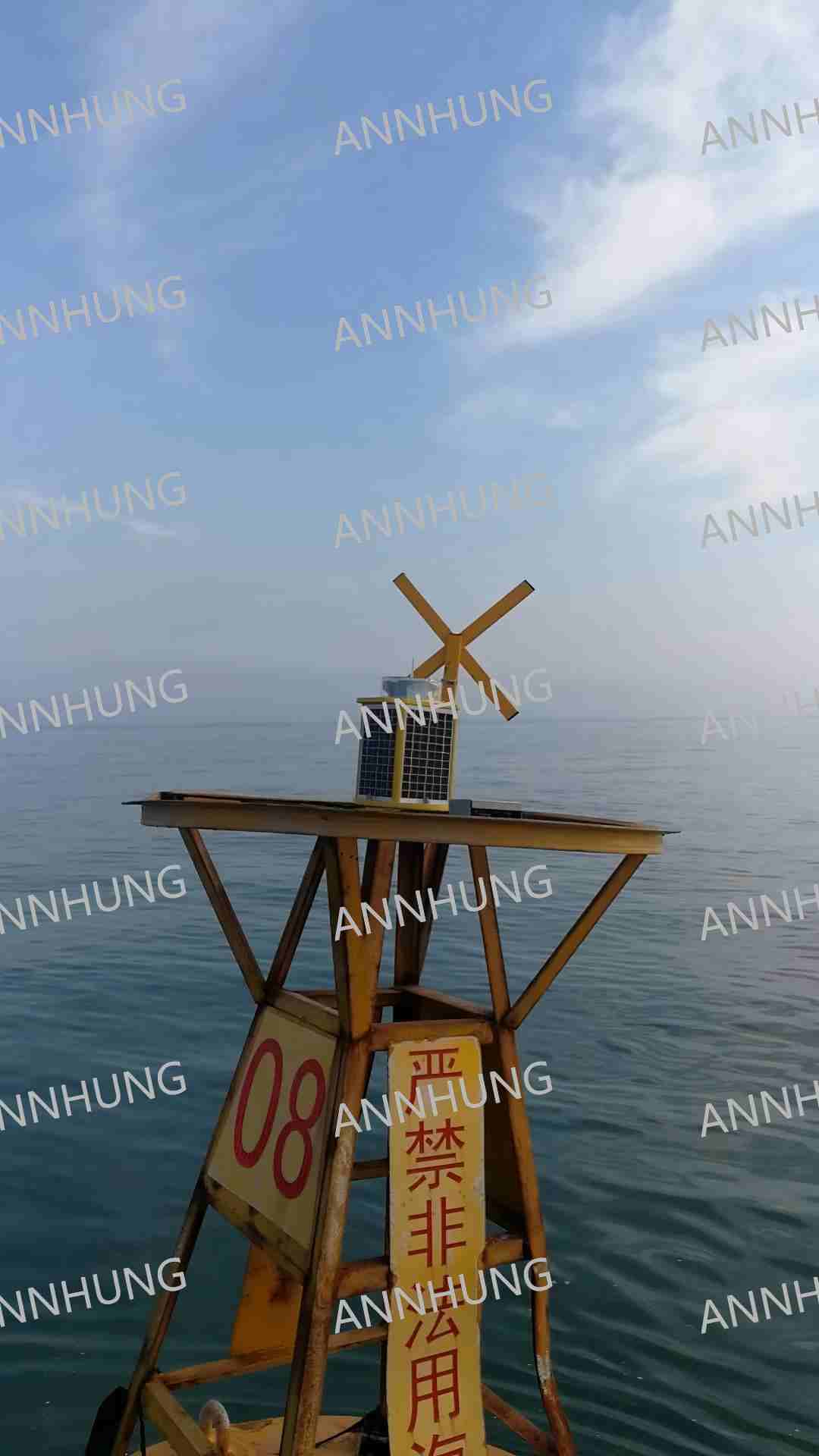Latest company case about Project Case Display of AH-ML-S7 LED Solar Powered Marine Lantern on Offshore Navigation Buoy 