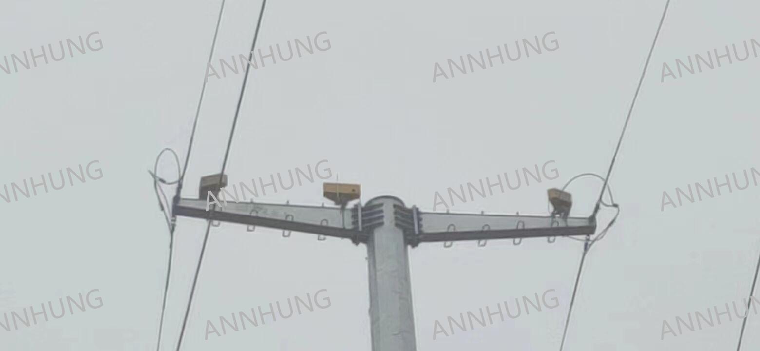 Latest company case about High-Intensity Type B Aviation Obstruction Light Installation: AH-HI-B1(L) Tower Marking Case Study